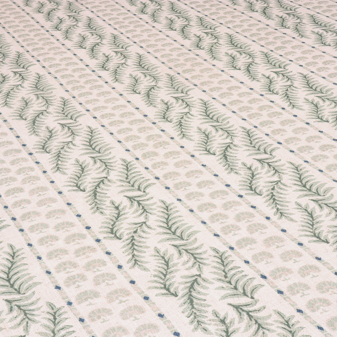 Prestigious Textiles Foxglove Winter Fabric