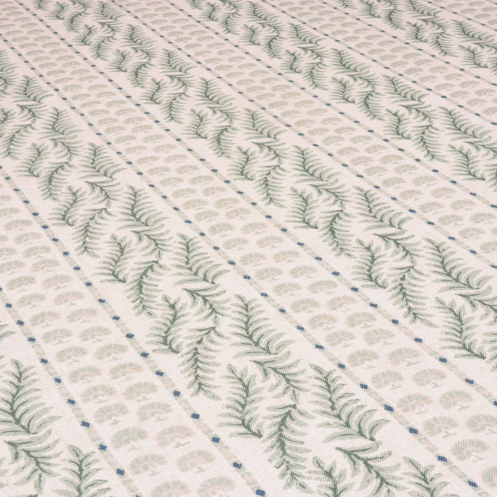 Prestigious Textiles Foxglove Winter Fabric